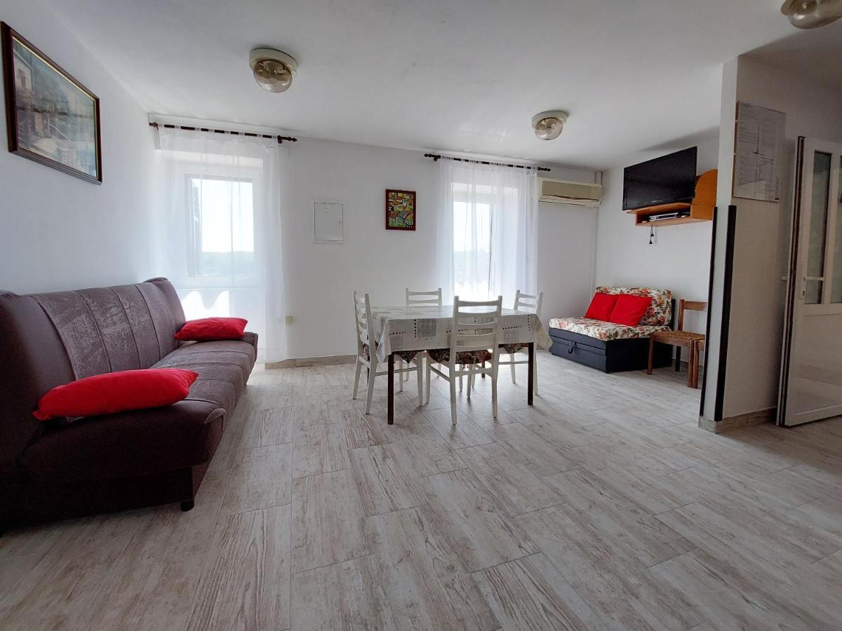 Apartments Ivan Čižići Bagian luar foto