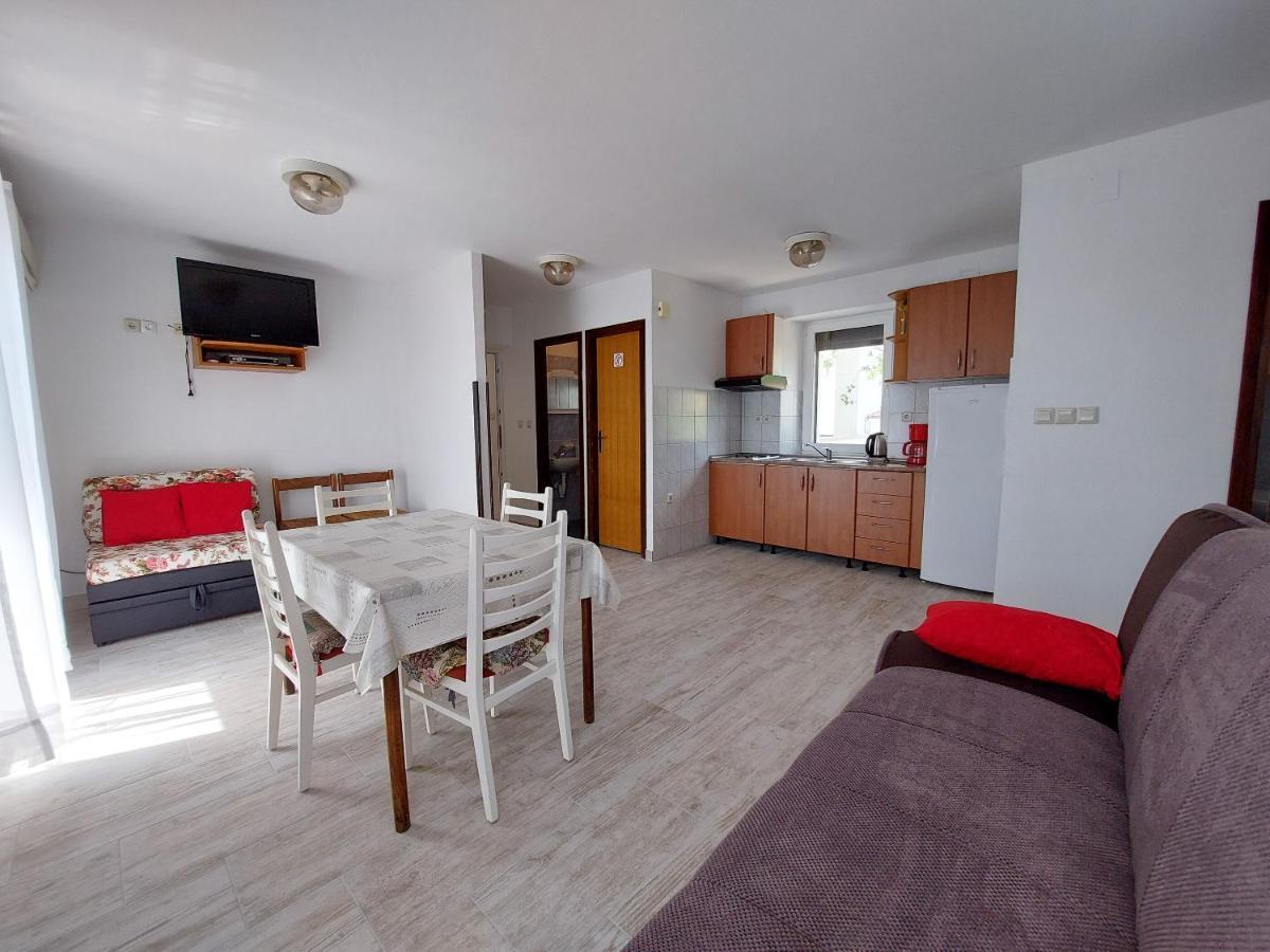 Apartments Ivan Čižići Bagian luar foto