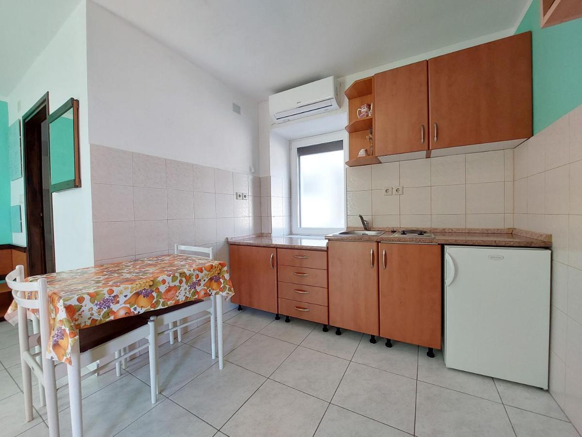 Apartments Ivan Čižići Bagian luar foto