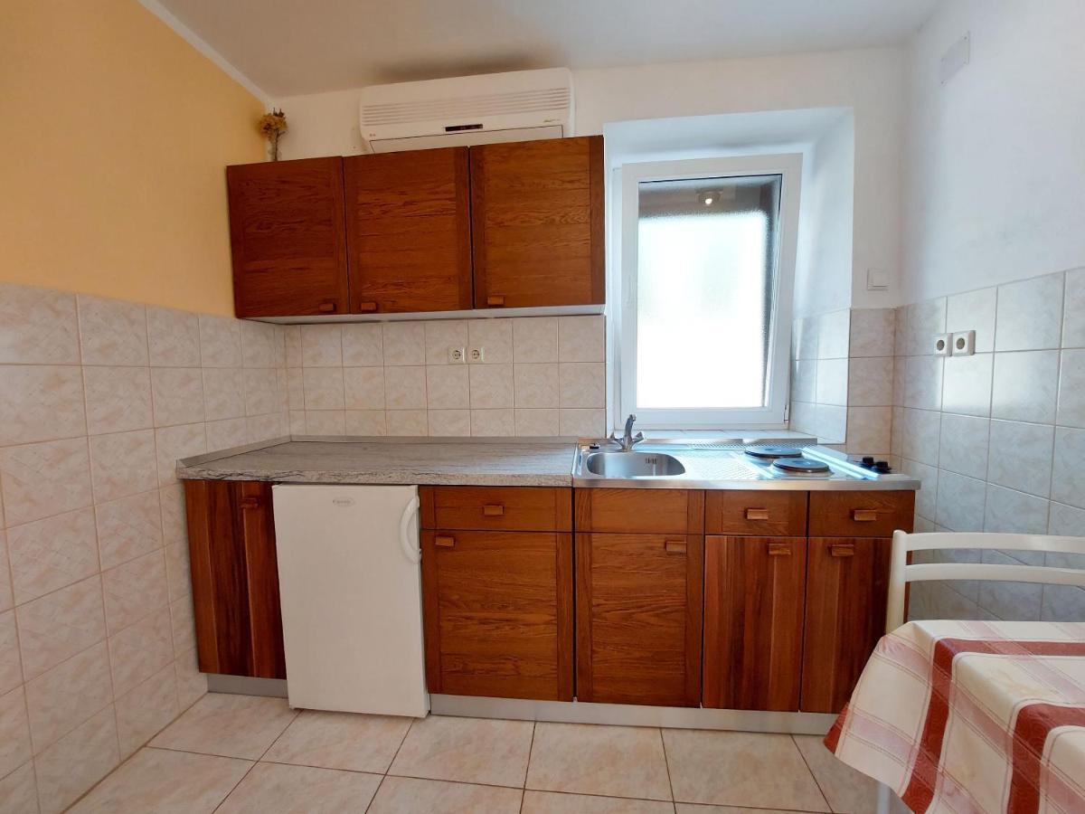 Apartments Ivan Čižići Bagian luar foto