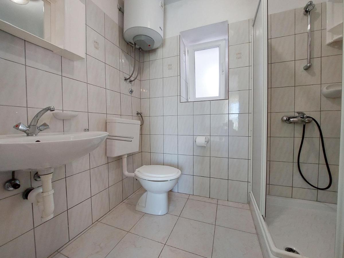 Apartments Ivan Čižići Bagian luar foto